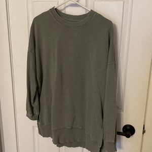 Aerie womens crewneck, size M